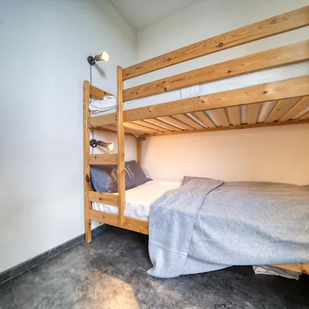 - Haus B, App 0b0408 Apartment